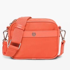 lululemon Now and Always Crossbody *Mini 3L